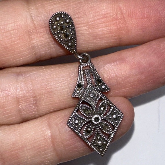 Sterling Silver Marcasite MO 925 Dangle Charm Pendant Signed Diamond Shape - Picture 7 of 9